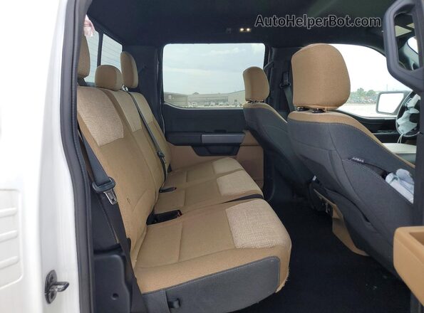 1FTFW1E85PKF26555 2023 FORD F150 Белый Вид задних сидений
