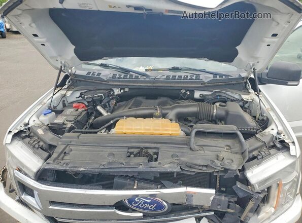 1FTFW1EG3JFC03080 2018 FORD F150 Белый Вид задней части салона