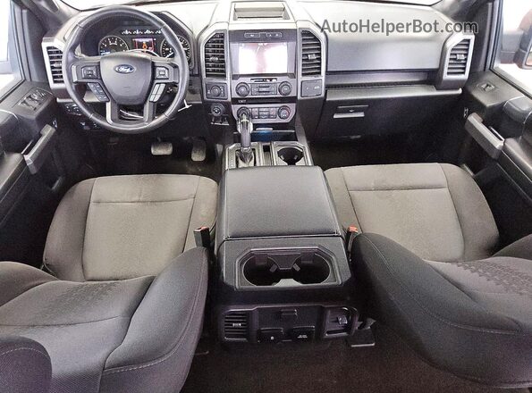 1FTFW1EG6JFE20381 2018 FORD F150 Red Առջևի վահանակի տեսք