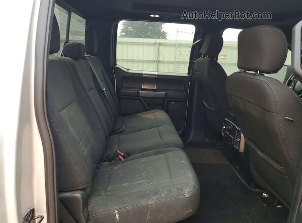 1FTFW1EG8JKC89316 2018 FORD F150 Серебряный Вид задних сидений