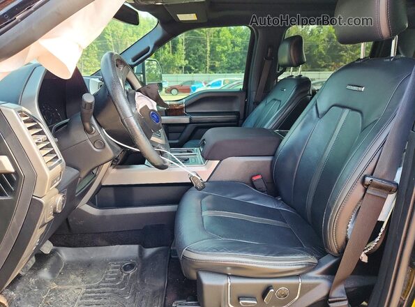 1FTFW1EGXGFA54028 2016 FORD F150 Черный Вид салона спереди