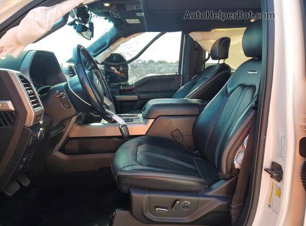 1FTFW1EGXJFE49267 2018 FORD F150 White Вид салону спереду