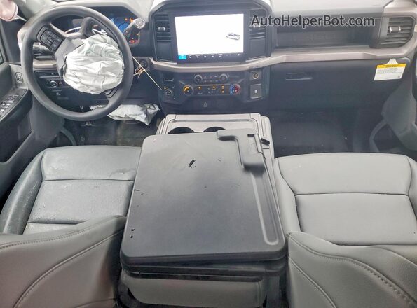 1FTFW1L59SKF55249 2025 FORD F150 White Widok deski rozdzielczej