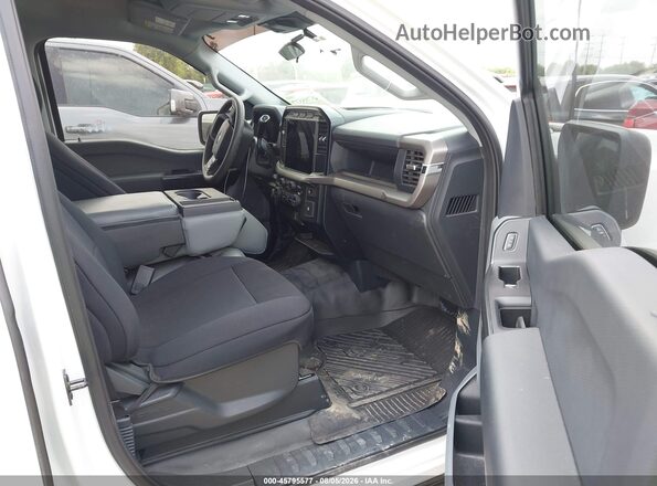 1FTFW1L86RKE98142 2024 FORD F150 White Vista interior delantera