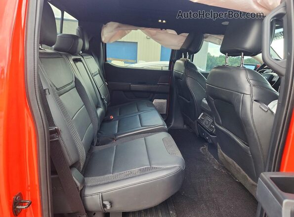 1FTFW1RG0NFA96652 2022 FORD F150 Оранжевый Вид задних сидений