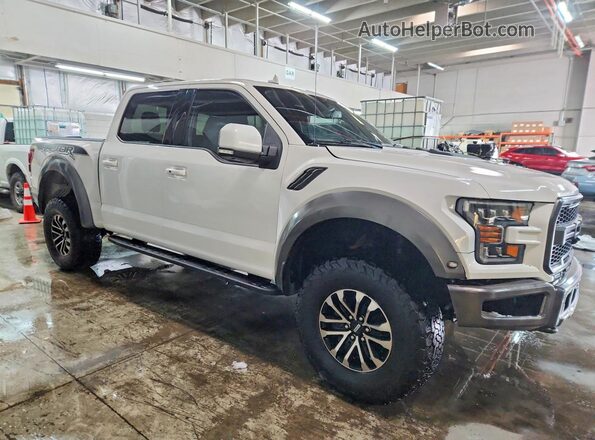 1FTFW1RG1KFC62821 2019 FORD F150 White Delantero derecho