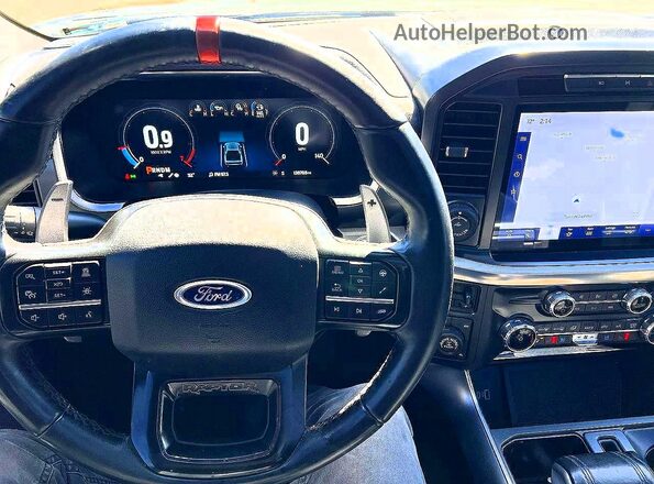 1FTFW1RG3NFA85449 2022 FORD F150 Черный Вид салона спереди