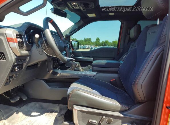 1FTFW1RG3PFC76484 2023 FORD F150 Orange Front interior view