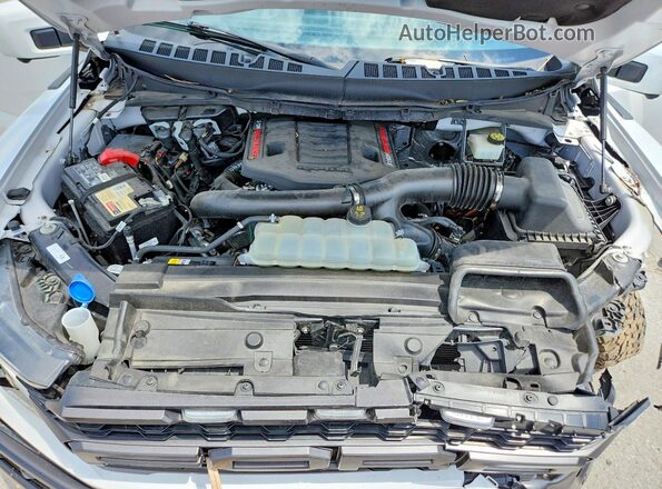 1FTFW1RG4NFB99864 2022 FORD F150 White Widok wnętrza z tyłu