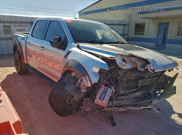 1FTFW1RG6JFD73623 2018 FORD F150 Silver Հետևի նստատեղերի տեսք