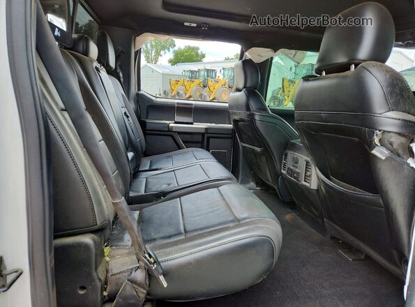 1FTFW1RG6KFB99635 2019 FORD F150 Белый Вид задних сидений
