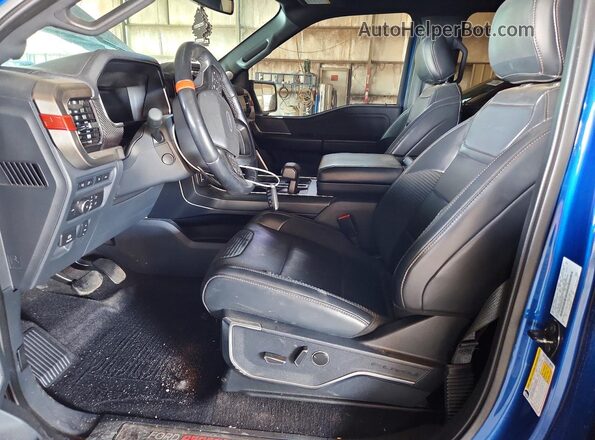 1FTFW1RG6NFB01613 2022 FORD F150 Blue Widok wnętrza z przodu