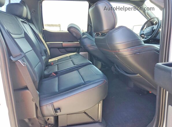 1FTFW1RG6SFA23622 2025 FORD F150 White Vista de los asientos traseros