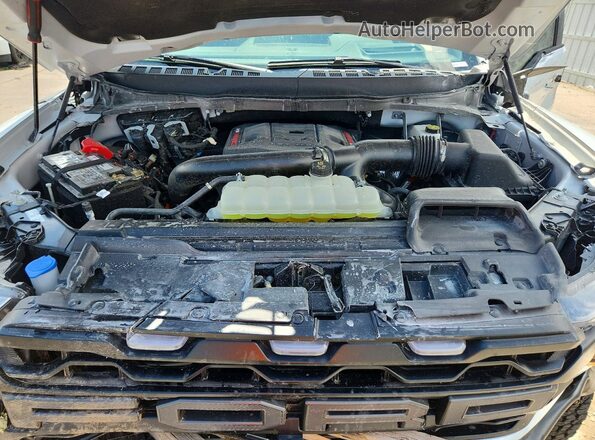 1FTFW1RG6SFB46949 2025 FORD F150 White Vista interior trasera