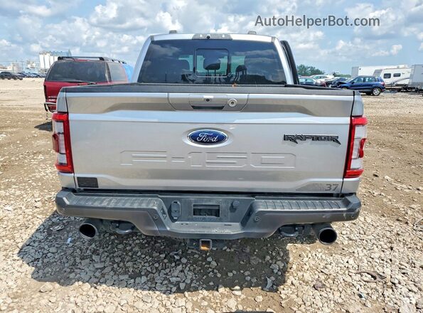 1FTFW1RG8NFB37738 2022 FORD F150 Серебряный Вид сзади