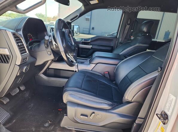 1FTFW1RG9HFC81402 2017 FORD F150 Gray Front interior view