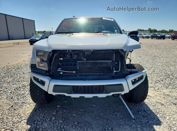 1FTFW1RG9HFC81402 2017 FORD F150 Gray Front view
