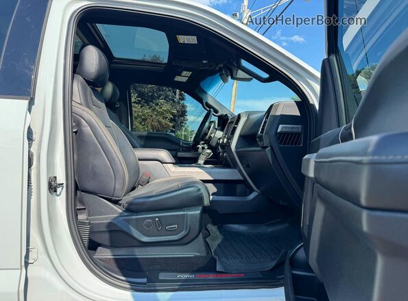 1FTFW1RGXHFA93956 2017 FORD F150 White Vista frontal