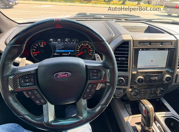 1FTFW1RGXHFA93956 2017 FORD F150 White Vista interior delantera