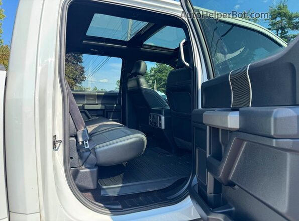 1FTFW1RGXHFA93956 2017 FORD F150 White Vista trasera