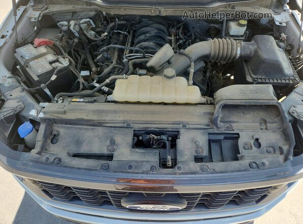 1FTFW2L57RKF55833 2024 FORD F150 Gray Widok wnętrza z tyłu