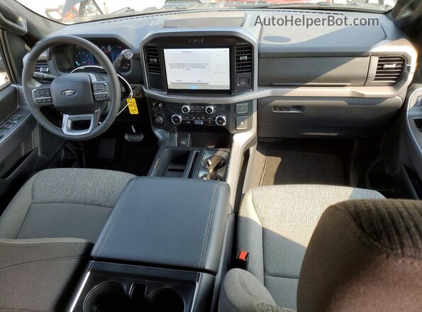 1FTFW3L89TFB08467 2026 FORD F150 Black Widok deski rozdzielczej