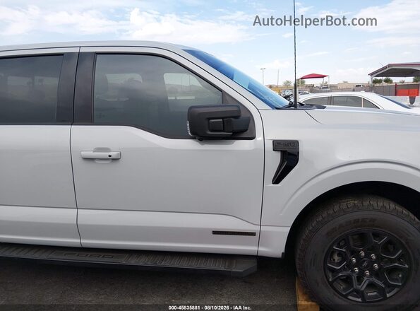 1FTFW3LD1RFA84851 2024 FORD F150 Gray Widok wnętrza z tyłu