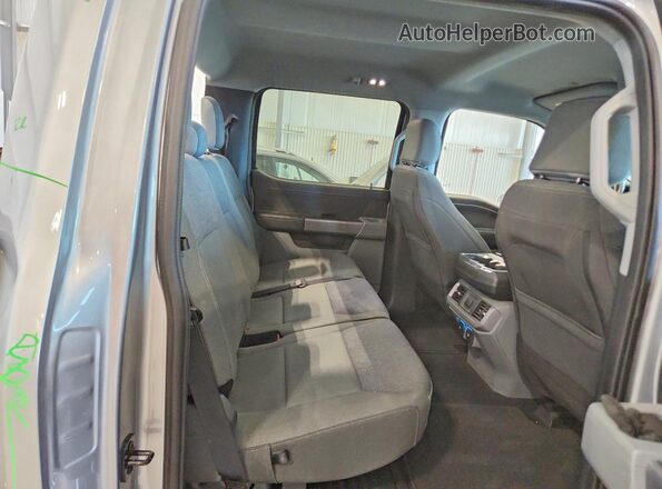 1FTFW3LD3RFA10265 2024 FORD F150 Silver Հետևի նստատեղերի տեսք