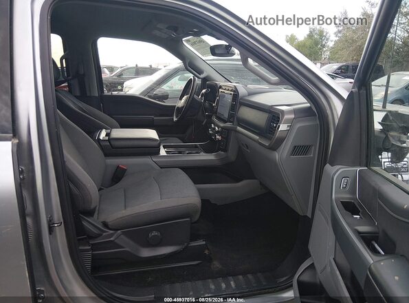 1FTFW3LD3RFA81563 2024 FORD F150 Gray Widok wnętrza z przodu