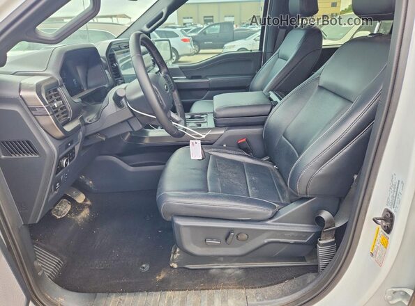 1FTFW5L50SFB43902 2025 FORD F150 White Вид салону спереду