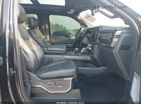 1FTFW5L54RFC10401 2024 FORD F150 Черный Вид салона спереди