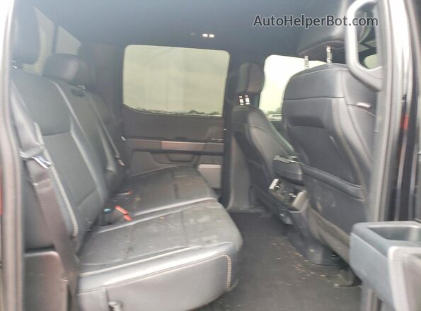 1FTFW5L58SKE92152 2025 FORD F150 Black Widok tylnych siedzeń