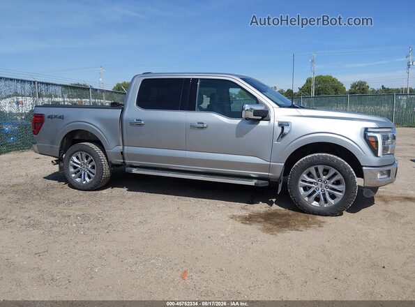 1FTFW5L87RKD96050 2024 FORD F150 Gray Vista interior trasera