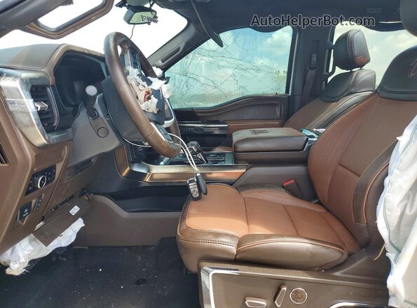 1FTFW6LD2SFB74873 2025 FORD F150 White Widok wnętrza z przodu