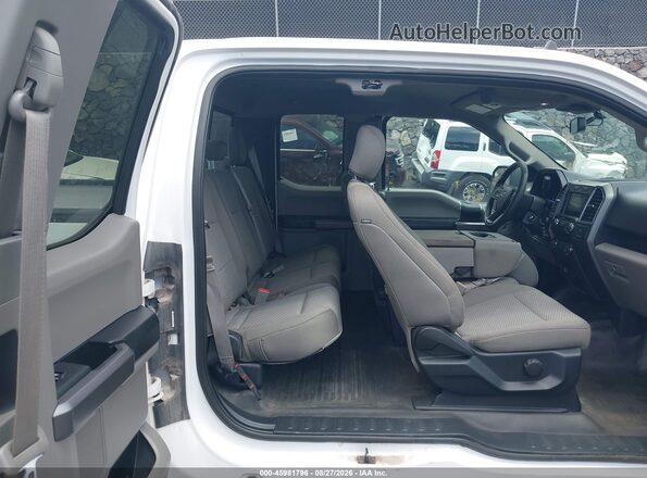 1FTFX1E40LKD83597 2020 FORD F150 White VIN კოდის სტიკერის ხედი