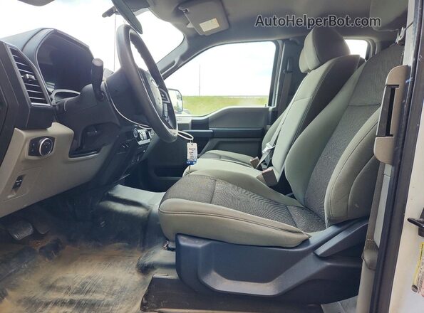 1FTFX1E45LFC31338 2020 FORD F150 White Widok wnętrza z przodu