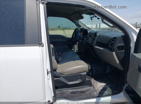 1FTFX1E4XKKD17413 2019 FORD F150 White Սալոնի դիմացի տեսք