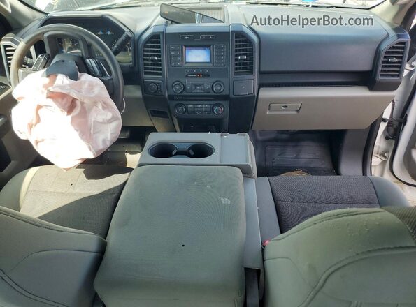 1FTFX1E50JFD96896 2018 FORD F150 White Vista del salpicadero