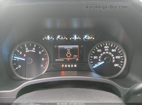 1FTFX1E51JKF88884 2018 FORD F150 White უკანა სავარძლების ხედი
