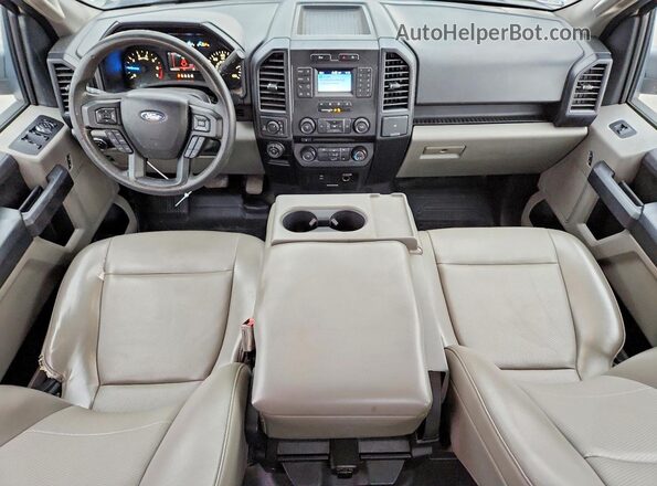 1FTFX1E51JKF99710 2018 FORD F150 White Vista del salpicadero