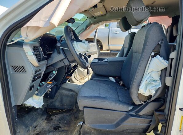1FTFX1E57NFB81019 2022 FORD F150 White Front interior view