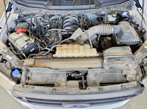 1FTFX1E59NFB90269 2022 FORD F150 White Vista interior trasera
