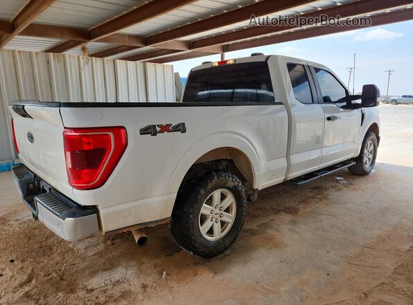 1FTFX1E59NKE64657 2022 FORD F150 White Trasero derecho