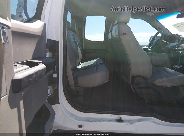 1FTFX1EF1GKD60501 2016 FORD F150 White Vista de la etiqueta del VIN