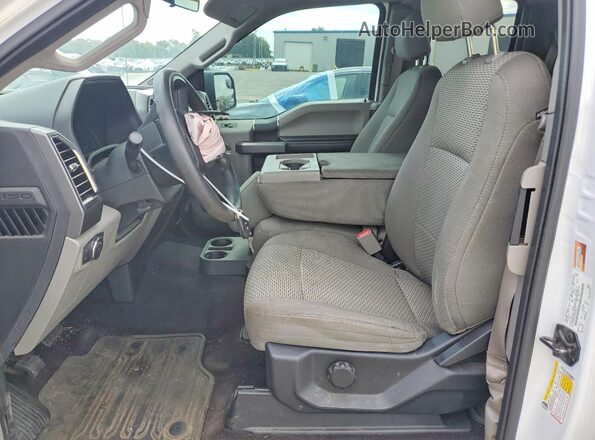 1FTFX1EF3GKE85841 2016 FORD F150 White Вид салону спереду
