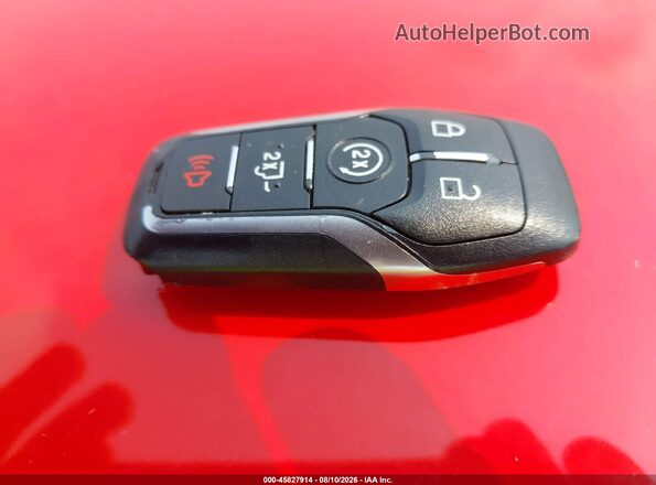 1FTFX1EG3GKD72061 2016 FORD F150 Красный Вид панели приборов