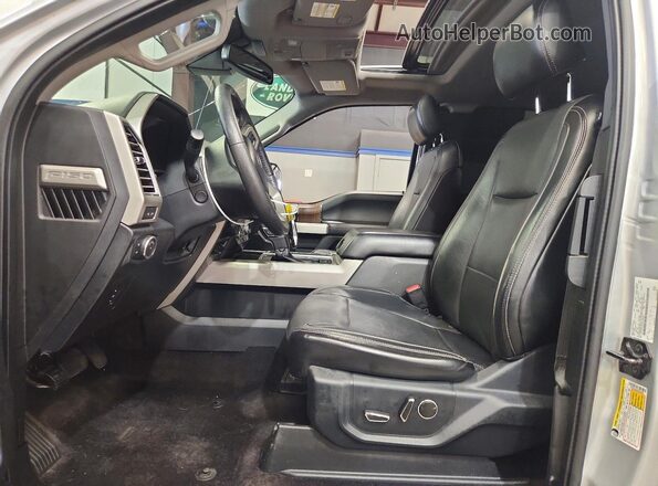 1FTFX1EG4GFC36062 2016 FORD F150 Silver Вид салону спереду