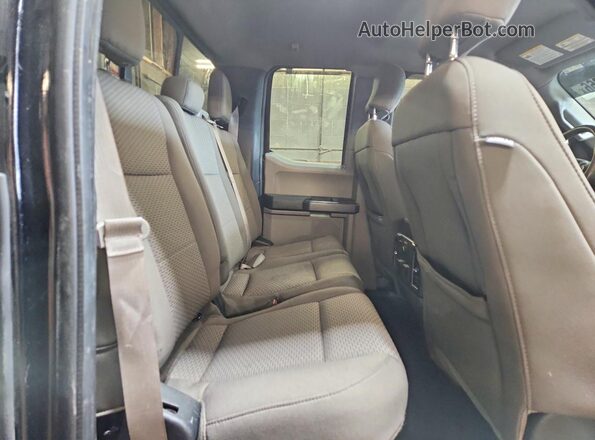 1FTFX1EG6JKD15313 2018 FORD F150 Black Rear seats view