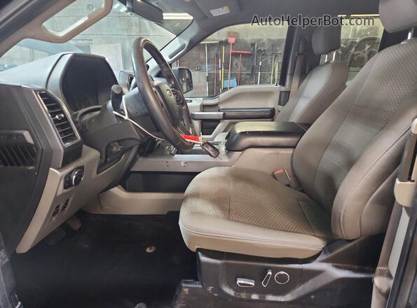 1FTFX1EG6JKD15313 2018 FORD F150 Black Front interior view