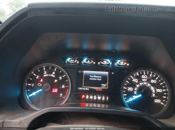1FTFX1EG7GFC04612 2016 FORD F150 Black Widok tylnych siedzeń